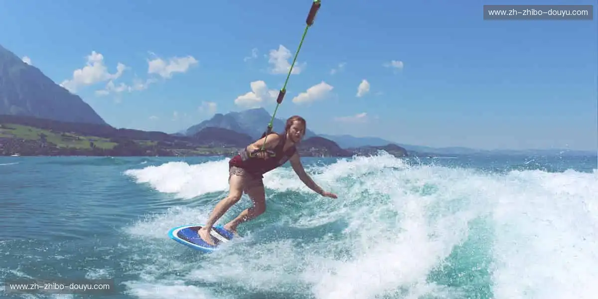 📱随时随地，精彩赛事永不离线！